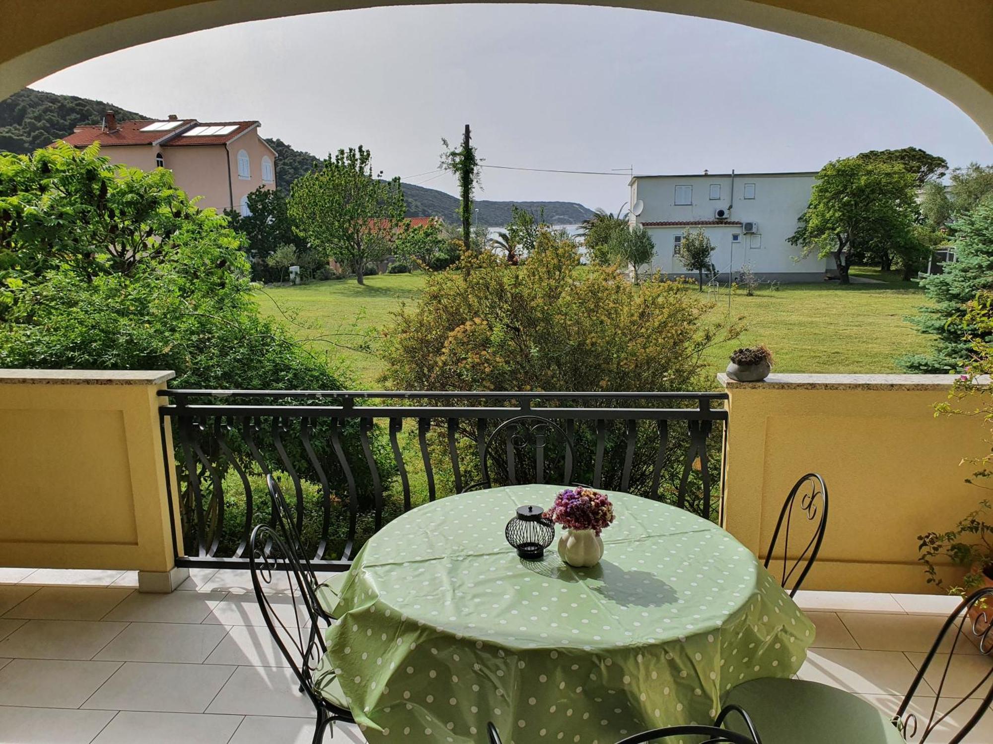 Apartment Bougenville
